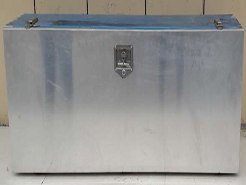 铝合金工具箱.jpg